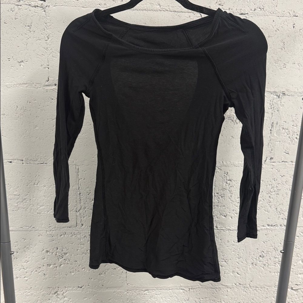 Classic Black Women's Lululemon Athletic Long Sleeve Top w Open Back- Size Small